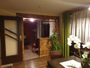 Фото номера Апартаменты с балконом Проживание в семье słoneczne apartamenty г. Кросценко 6