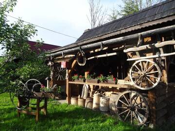Фото номера Трехместный номер с ванной комнатой Шале Pokoje Gawedowka г. Кросценко 9